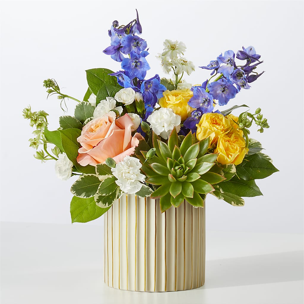 Cobalt Reverie Bouquet – Best Choice Floral And Landscape, Hortonville WI