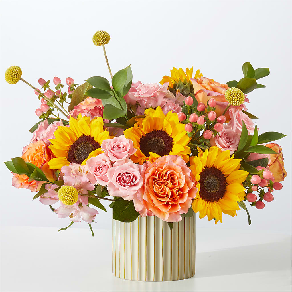 Sun's Out Bouquet – Best Choice Floral And Landscape, Hortonville WI