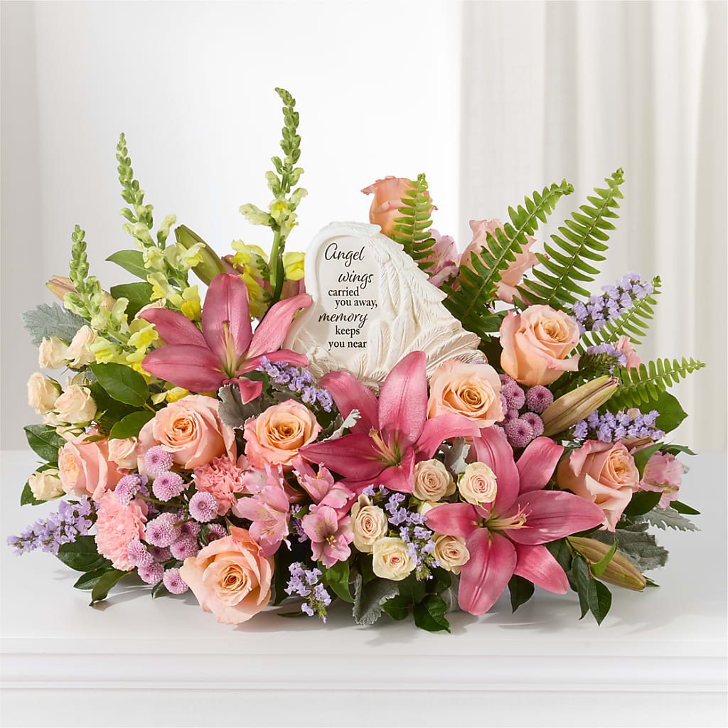 Gentle Light Arrangement – Best Choice Floral And Landscape, Hortonville WI