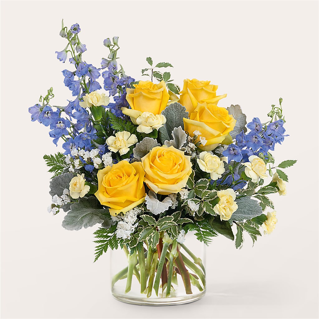 Butterfly Wings Bouquet – Best Choice Floral And Landscape, Hortonville WI