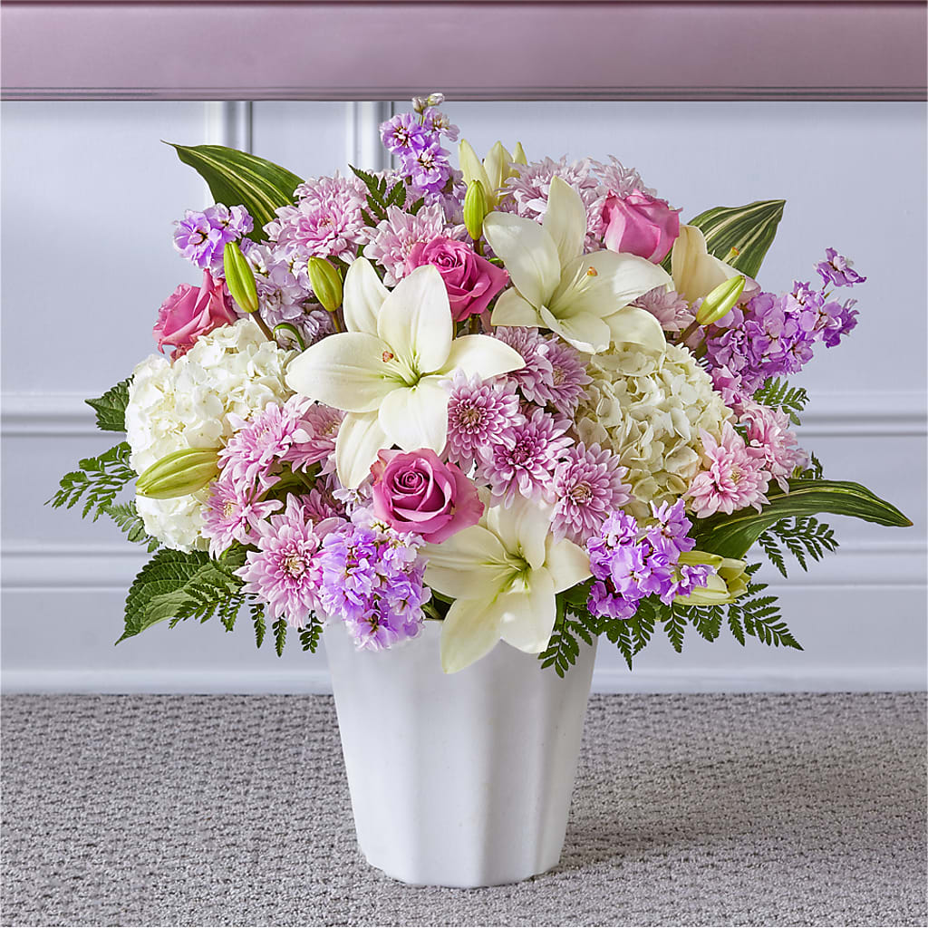 Heaven Sent Floor Basket – Best Choice Floral And Landscape, Hortonville WI