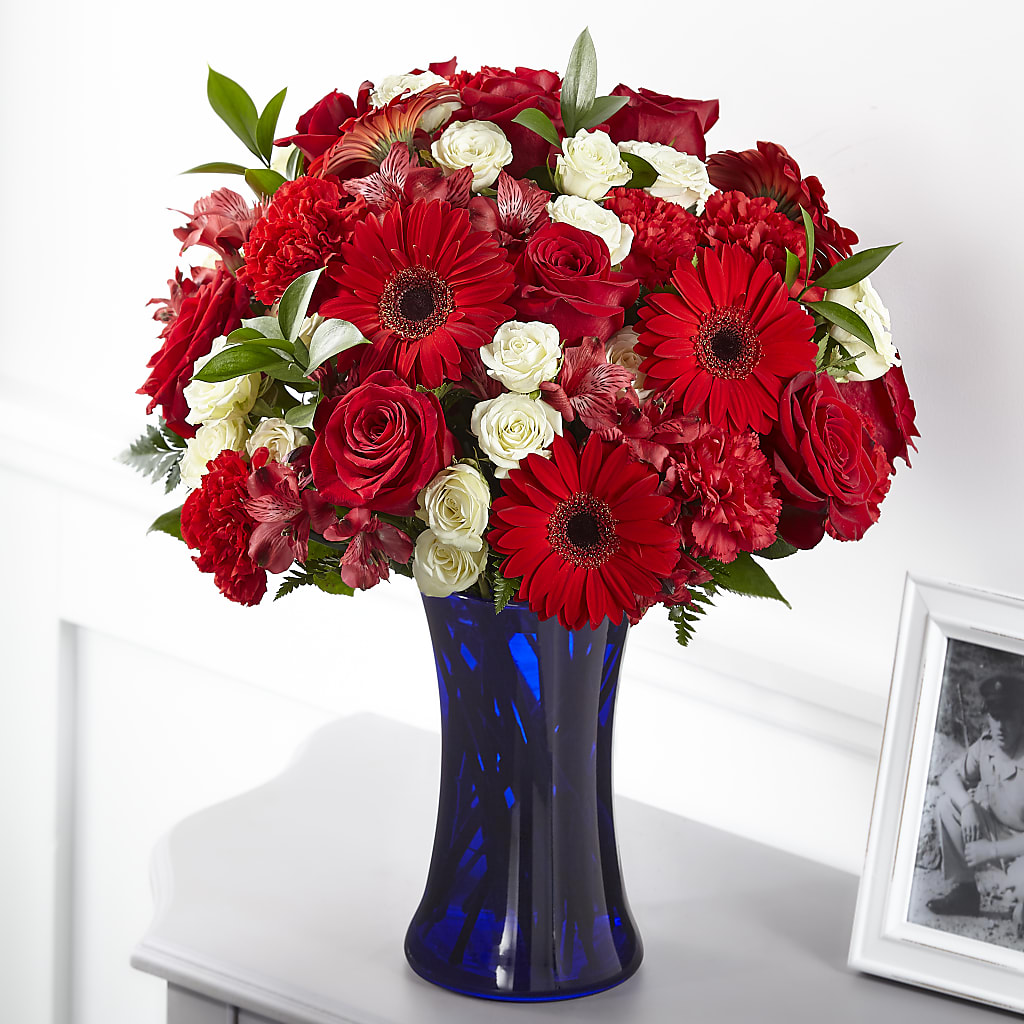 Hearts Embrace Bouquet – Best Choice Floral And Landscape, Hortonville WI