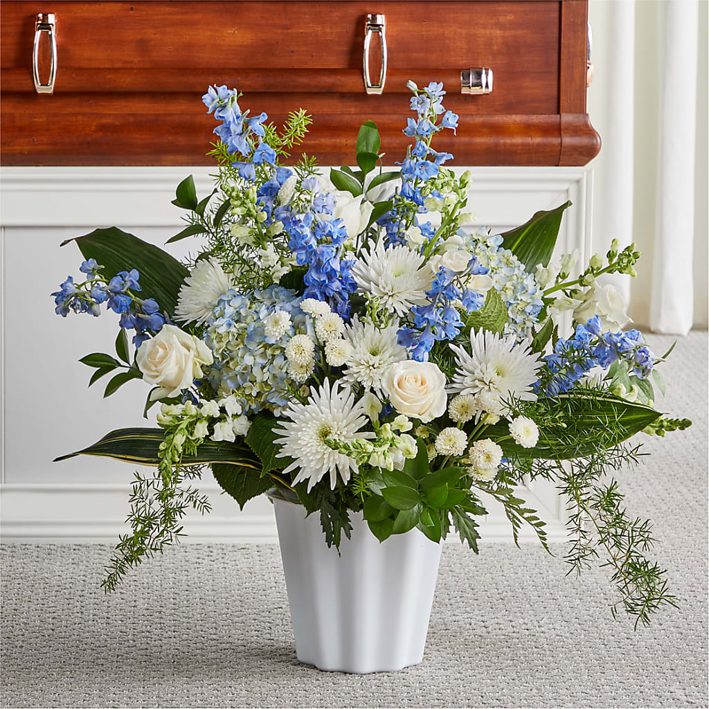 Everlasting Memories Floor Basket – Best Choice Floral And Landscape, Hortonville WI