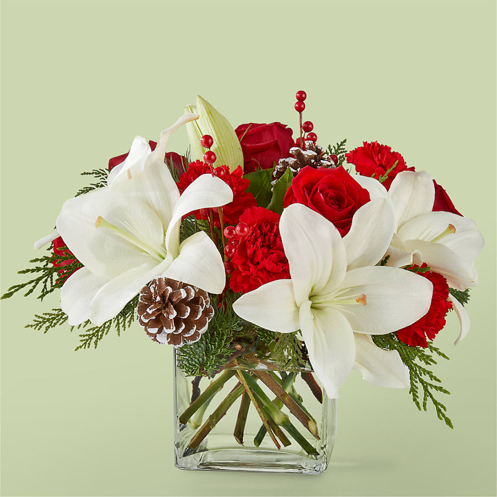 Glistening Icicles Bouquet – Best Choice Floral And Landscape, Hortonville WI