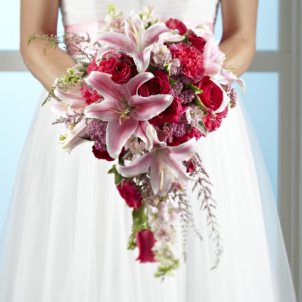 Lily & Rose Bouquet – Best Choice Floral And Landscape, Hortonville WI