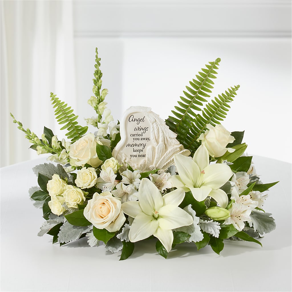 Holding You Close Arrangement –  Best Choice Floral And Landscape, Hortonville WI
