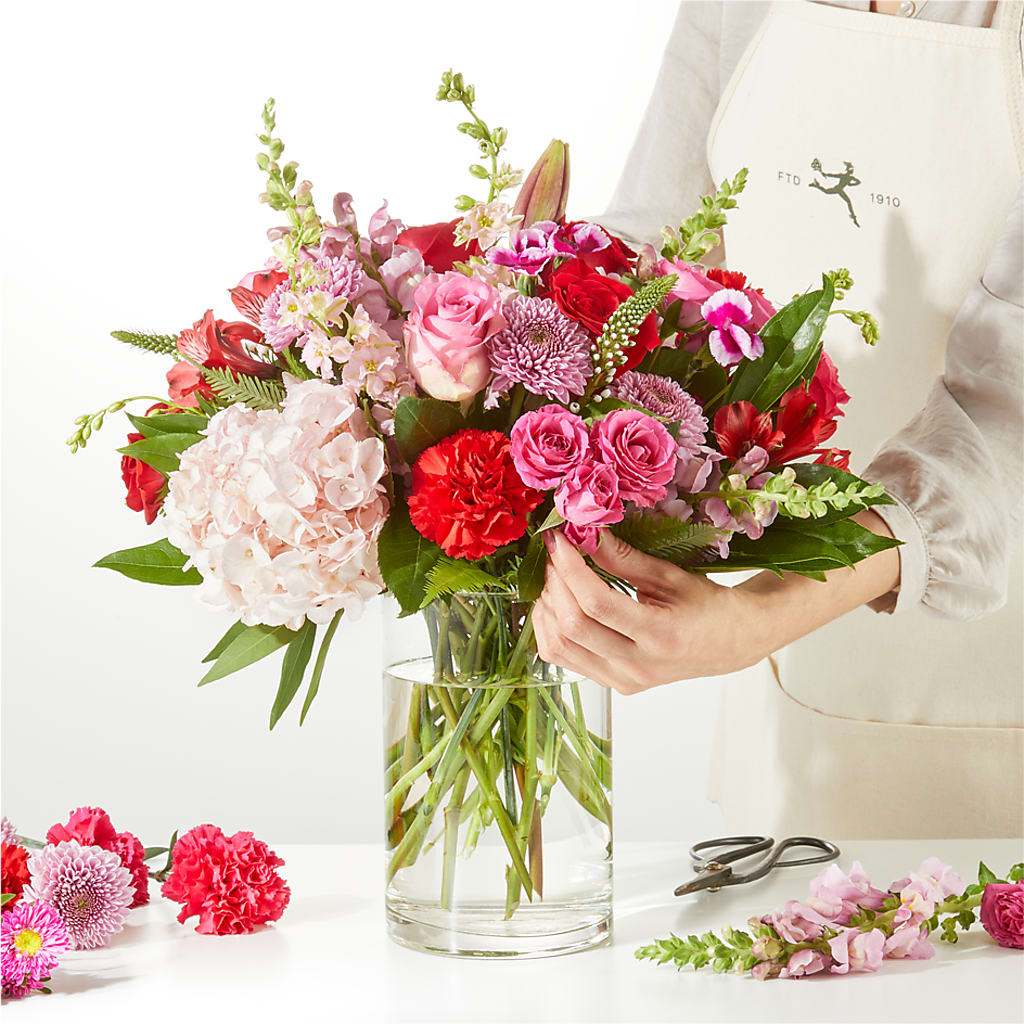 Swooning Over You - A Luxury Florist Original –  Best Choice Floral And Landscape, Hortonville WI
