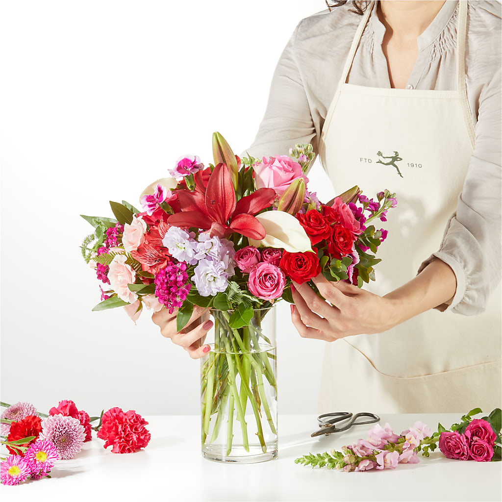 Swooning Over You - A Luxury Florist Original –  Best Choice Floral And Landscape, Hortonville WI