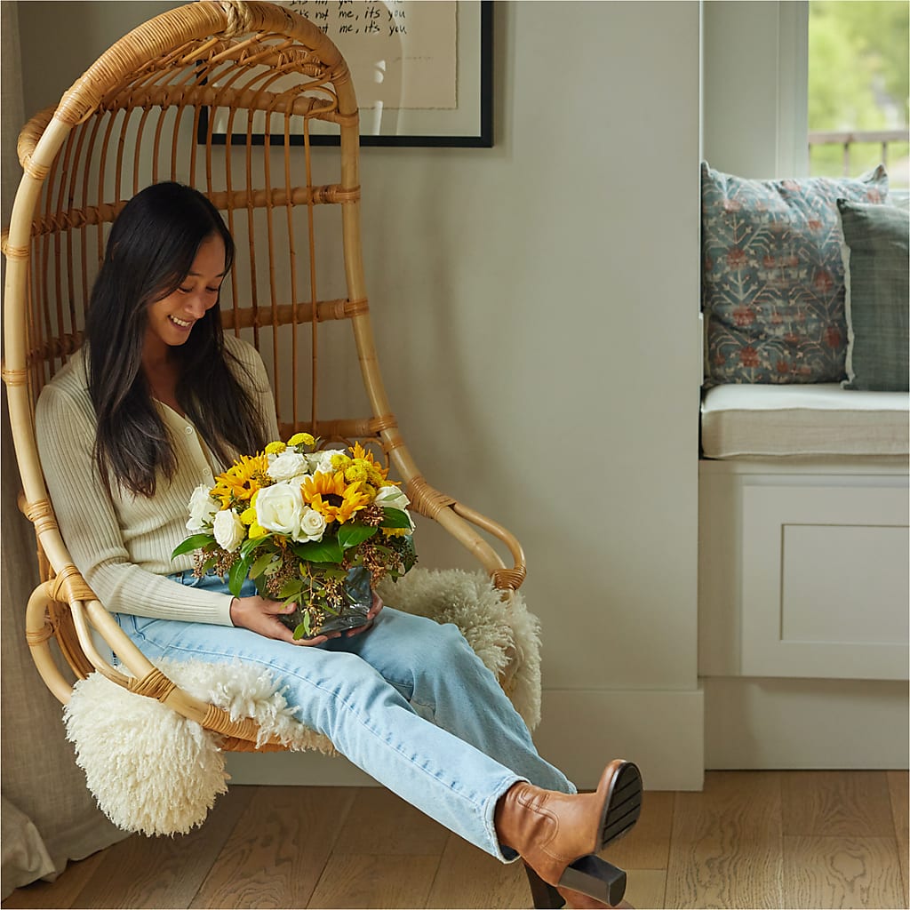 Luminous Morning Bouquet –  Best Choice Floral And Landscape, Hortonville WI