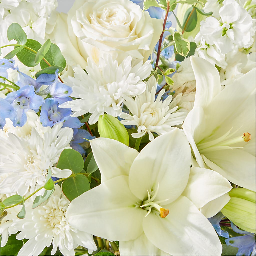 Peace of Mind Bouquet –  Best Choice Floral And Landscape, Hortonville WI