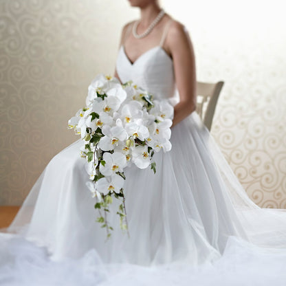 Classic White Bouquet –  Best Choice Floral And Landscape, Hortonville WI