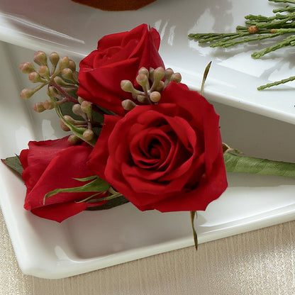 Red Spray Rose Boutonniere –  Best Choice Floral And Landscape, Hortonville WI